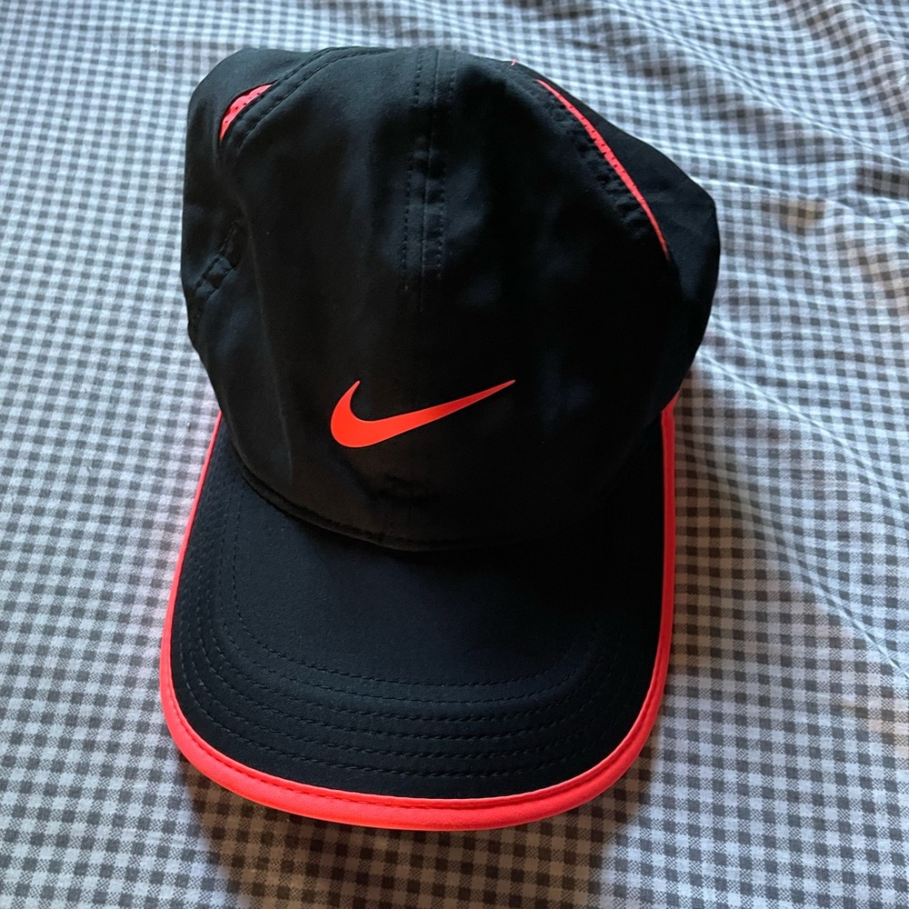 Nike running hat